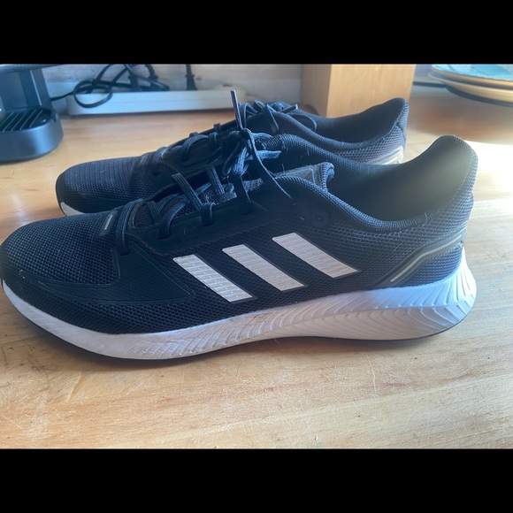 Women Adidas Running Shoes - Picture 3 of 4